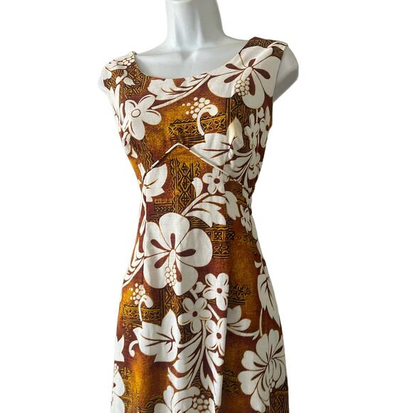 Vintage Royal Hawaiian Floral Maxi Dress - Picture 8 of 10